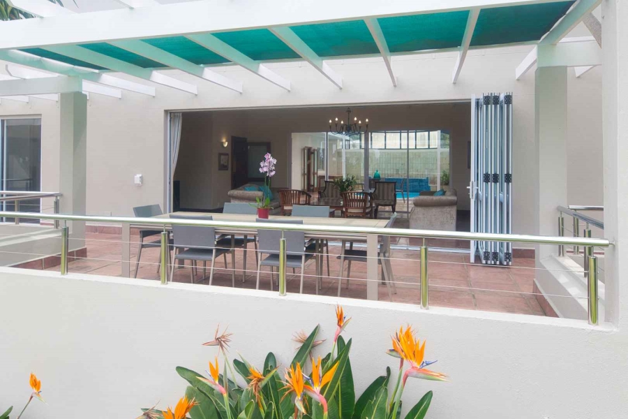 5 Bedroom Property for Sale in Fernkloof Estate Western Cape